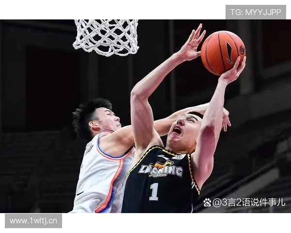 [CBA]付豪快速反击 遭法耶飞身追帽.